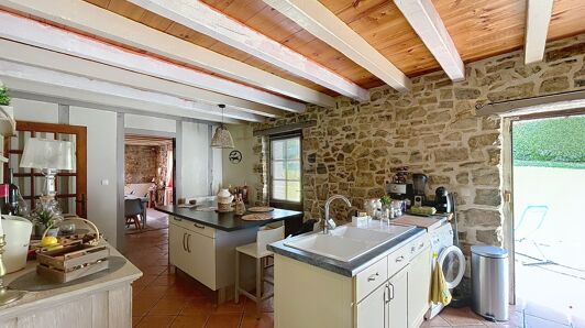 Maison à vendre à Briscous vignette-4