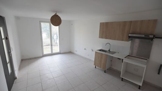 Maison à louer à Oinville-sur-Montcient