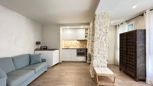 Appartement à louer à Paris 18 - Montmartre - Sacré Coeur - Abbesses