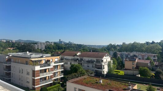Appartement à vendre à Tassin-la-Demi-Lune - L'Horloge
