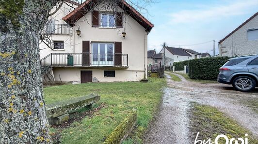 Maison à vendre à Saint-Éloy-les-Mines