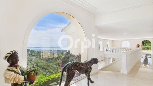 Maison à vendre                 à Mandelieu-la-Napoule                 - Grand Duc