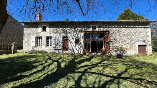 Maison à vendre à Roussines