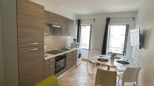 Appartement à louer à La Seyne-sur-Mer - Est vignette-1