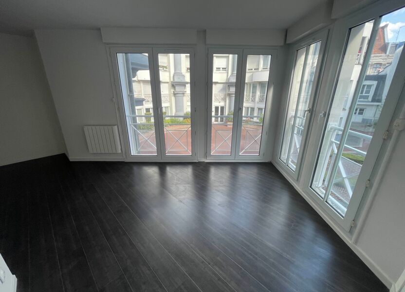 Appartement 4 pièce(s) 96.22 m²à louer Lille