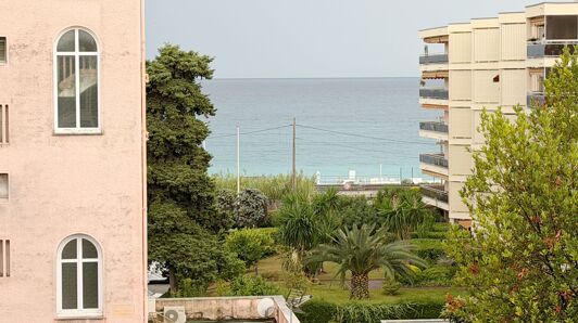 Appartement à vendre                 à Cannes                 - Croix des Gardes