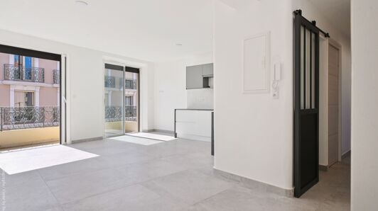 Appartement à vendre à Sanary-sur-Mer - Centre-ville - Port