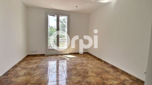 Appartement à vendre à Marseille 10 - Saint-Tronc vignette-2