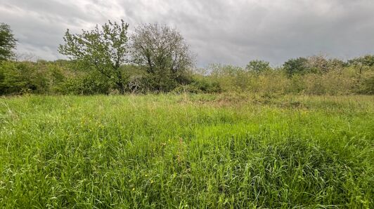 Terrain à vendre à Mansac