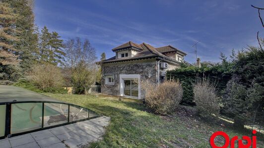 Maison à vendre à Les Éparres vignette-1