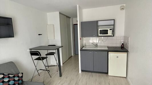 Appartement à louer à Lille - Euralille vignette-1
