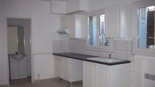 Appartement à louer, 21m², Miramas