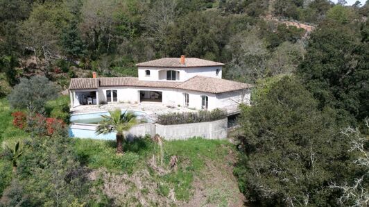 Maison à vendre à Les Adrets-de-l'Estérel
