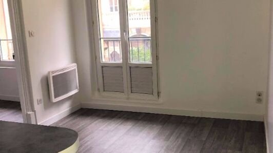 Appartement à louer à Compiègne - Centre-ville vignette-14