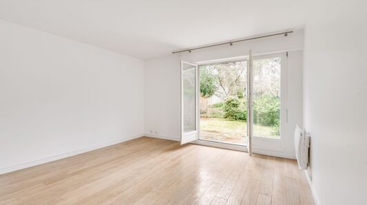 Appartement à vendre à Sèvres - Pommerets vignette-1