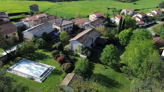 Maison à vendre à Charbonnières-les-Bains