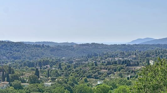 Appartement à louer, 72m², Grasse