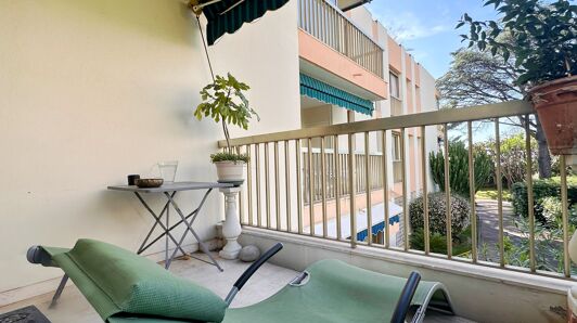 Appartement à vendre                 à Cannes                 - Croix des Gardes
