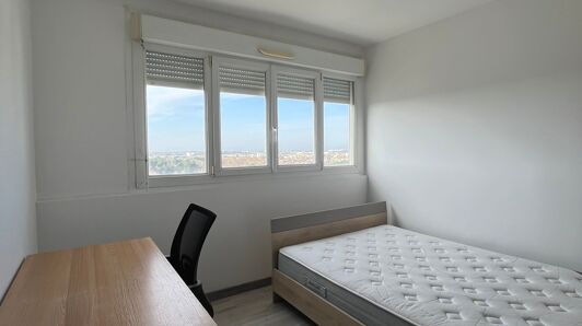 Appartement à louer à Mérignac - Centre-ville vignette-1