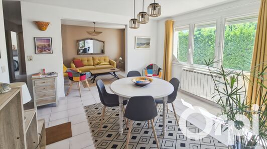 Appartement à vendre, 69m², Pont-Saint-Esprit