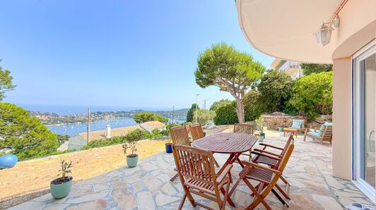 Appartement à louer, 59m², Villefranche-sur-Mer