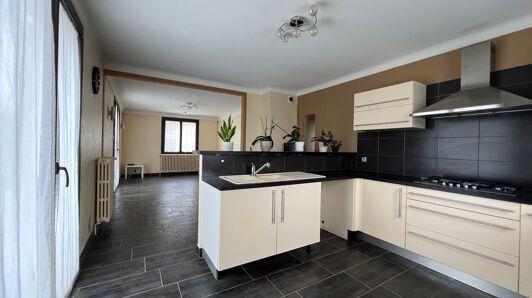 Appartement à vendre à Sales